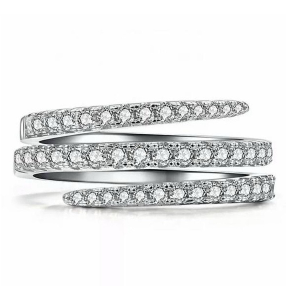 NEW 925 STERLING SILVER DIAMOND RING, CUTE RING, SHINY RING. - Picture 4 of 5